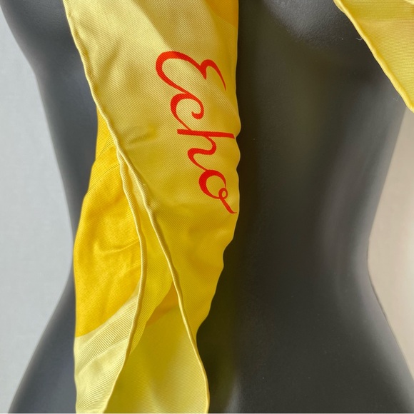 Vintage Echo 100% Silk Scarf Square Yellow and Orange Dots / Circles 31 x 31 in. - Picture 5 of 9